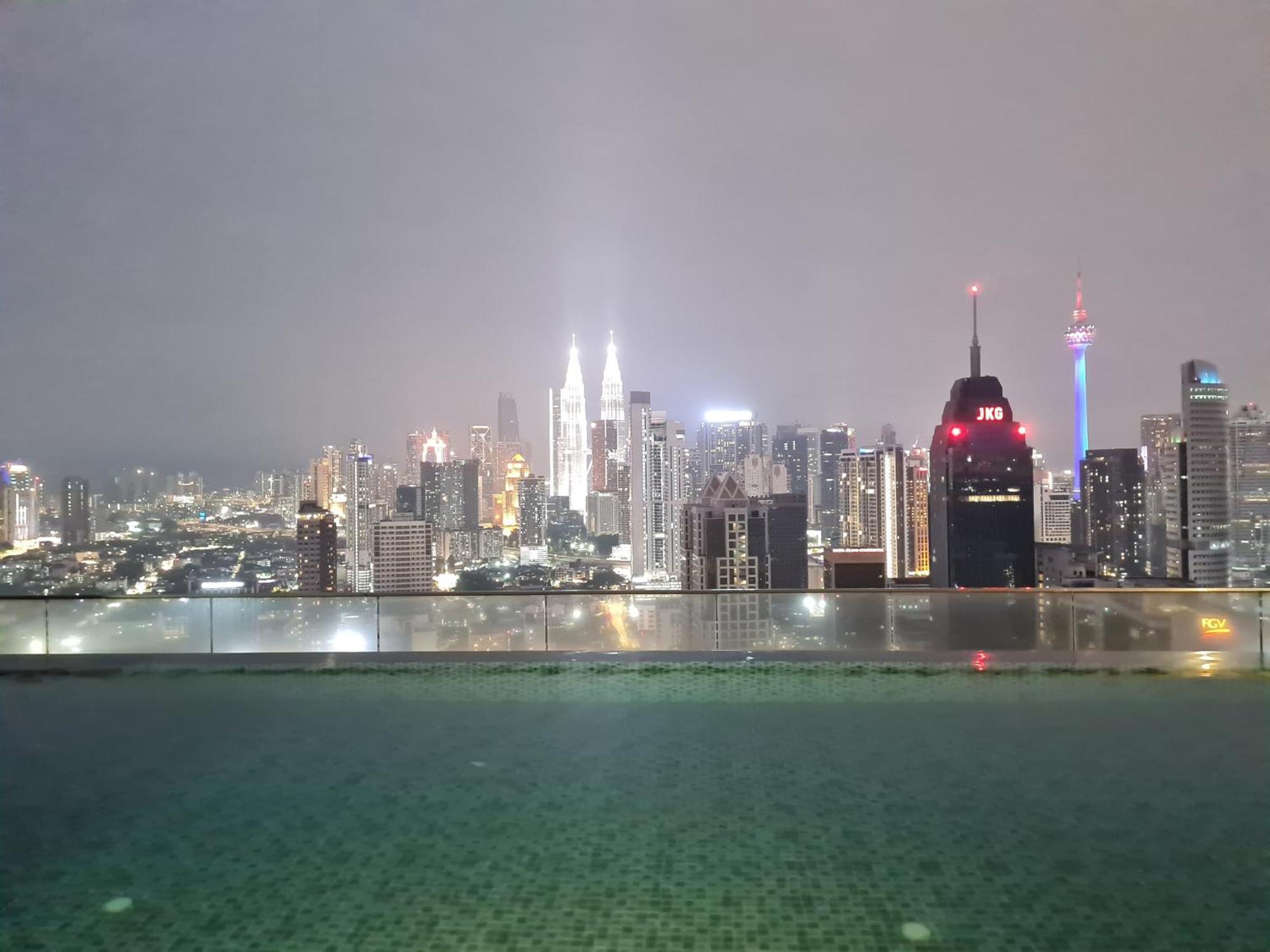 Regalia Skypool 969 Apartamento Kuala Lumpur Exterior foto